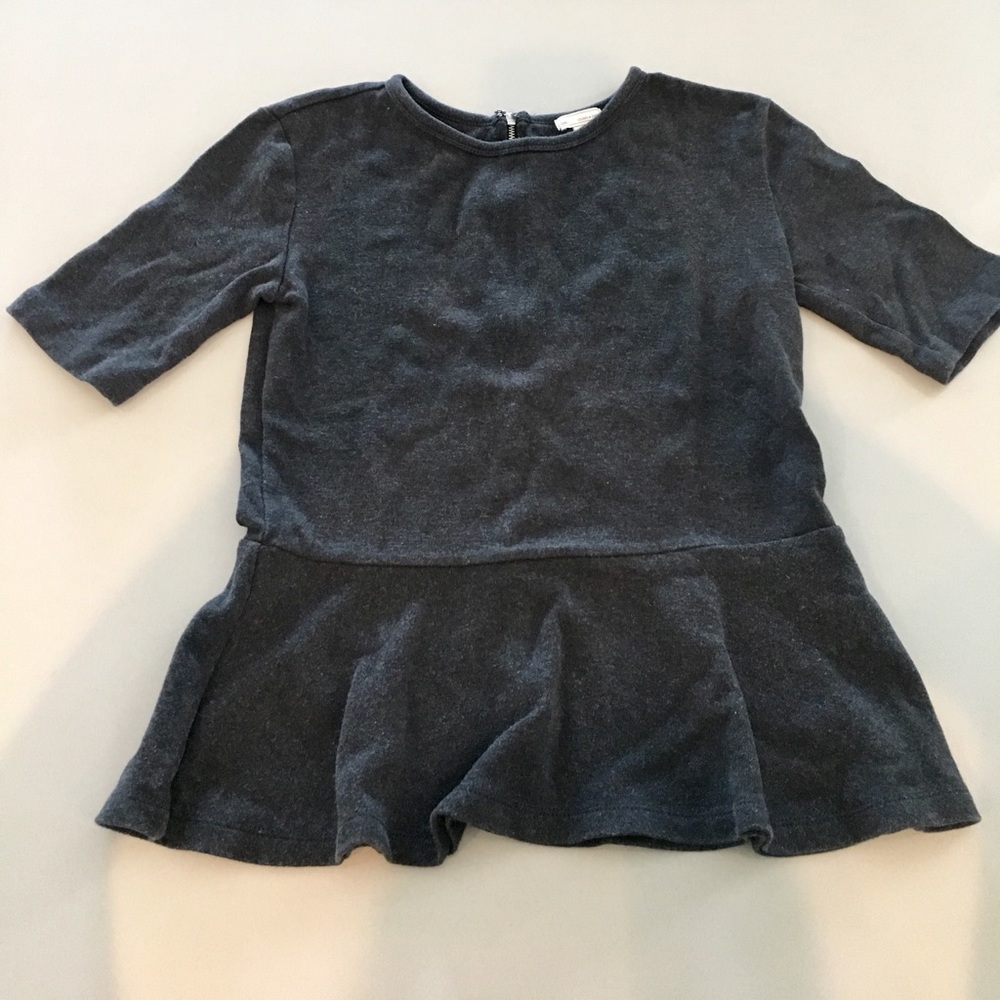 GAP peplum gray top